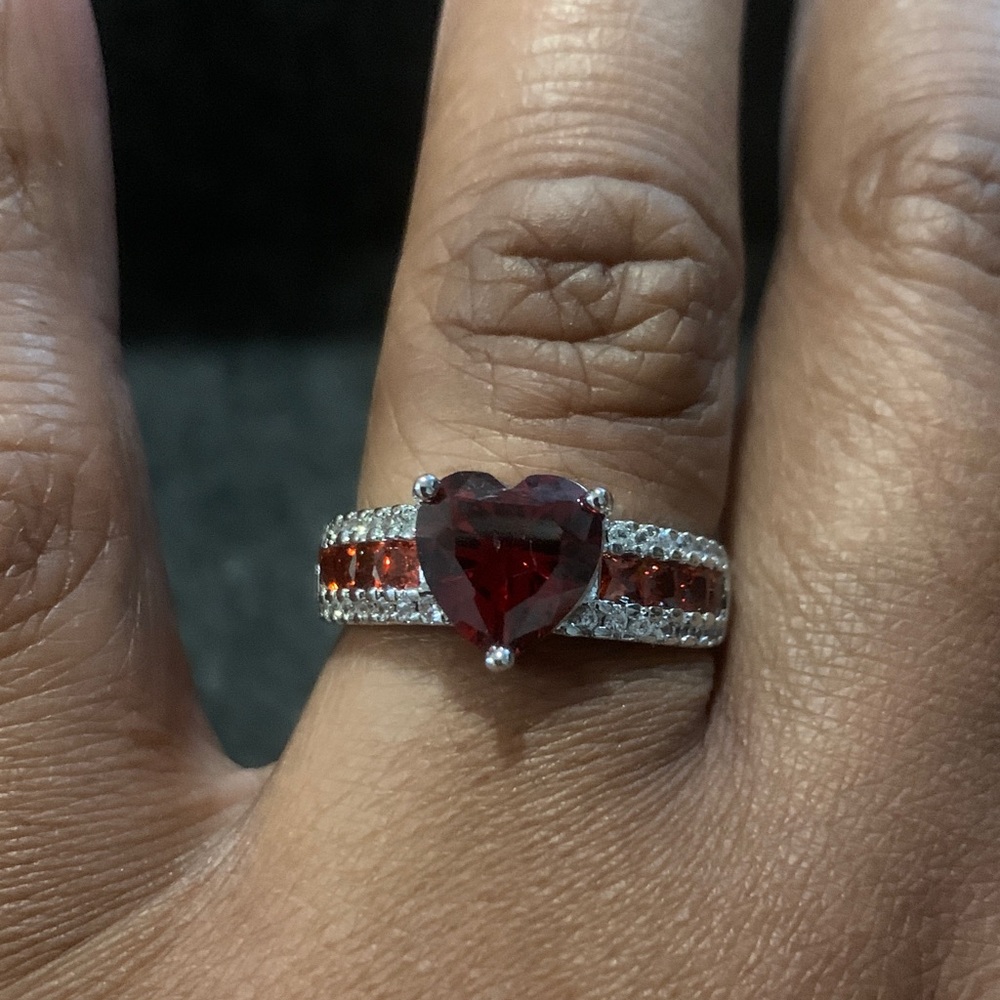 Sterling Silver Heart-Shaped Red Gemstone Silver Ring